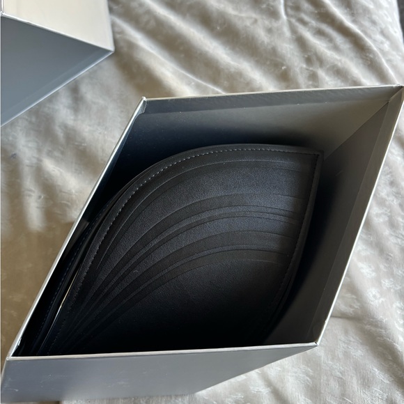 GENTLE MONSTER x MUGLER SUNGLASSES - Picture 4 of 16